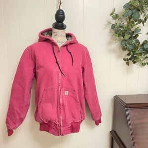 Carhartt Crabapple Red Coat Women’s Size 4/6 Real Tree Quilted Camo Lined Jacket